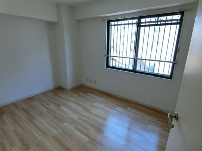 【寝室】 | ステラ北梅田