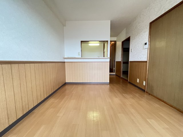 ウィスタリア藤の居間・リビング