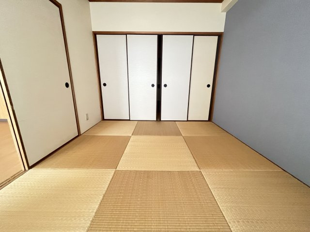 ウィスタリア藤の居間・リビング