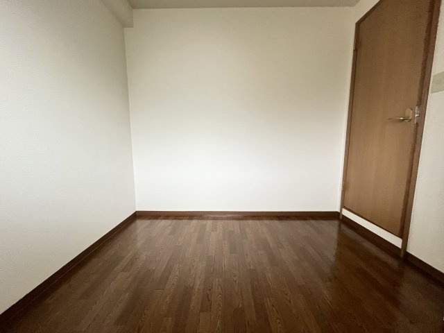 ウィスタリア藤の子供部屋