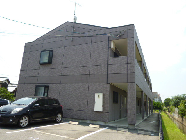 グランシャリオの外観