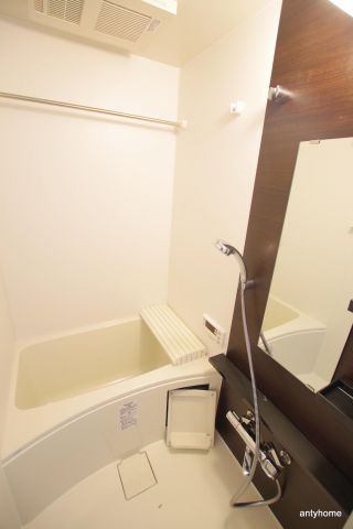 エステムコート梅田北2ゼニス　仲介手数料無料の浴室