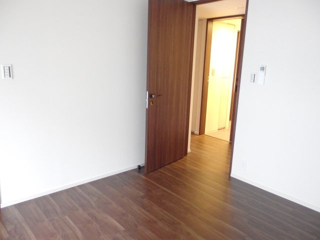 【洋室】 | プレジリア代々木大山町 | 同間取りの別部屋参考写真
