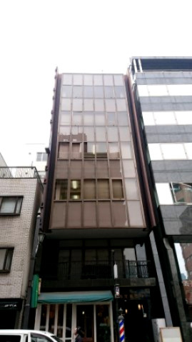 第四文成ビルの外観