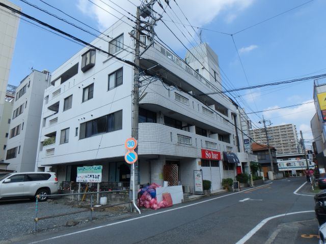 坂戸市南町の賃貸マンションの外観