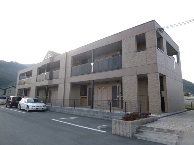 倉敷市広江１丁目のアパートの外観