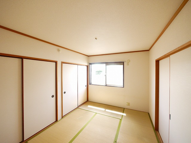 コンフォール（木津町）の和室|和室がひろがる居住スペース