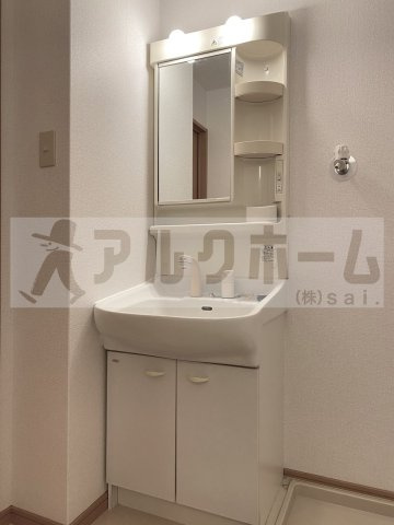 グランソレイユの独立洗面台