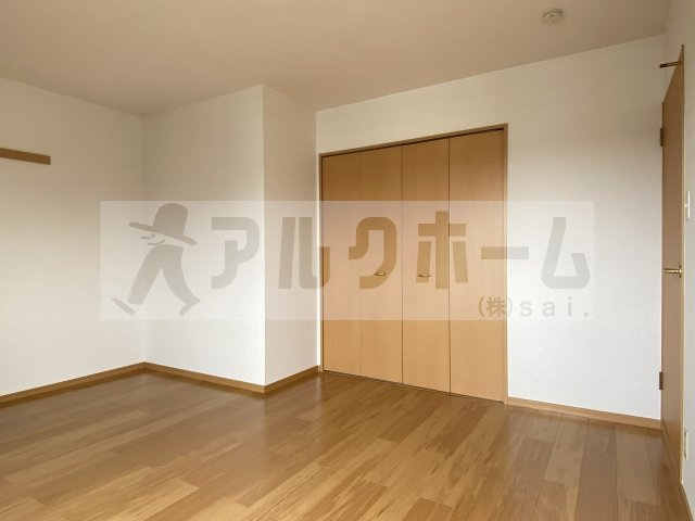 グランソレイユの洋室