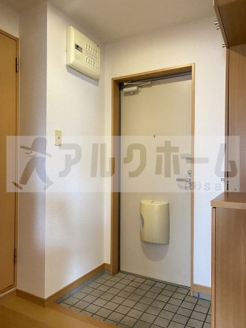 グランソレイユの玄関