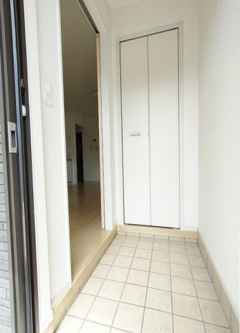 エターナルの玄関