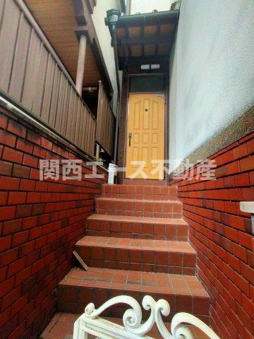 【エントランス】 | 上四条町貸家