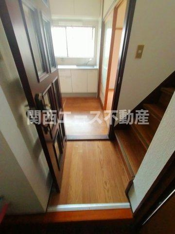 【玄関】 | 上四条町貸家