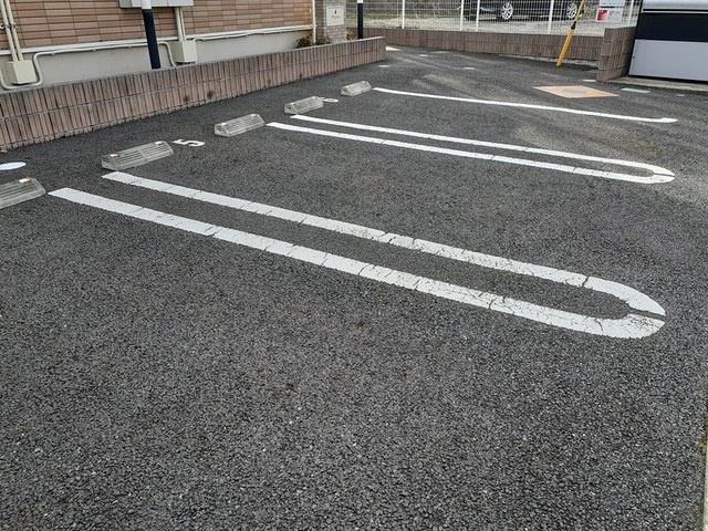 ペピートの駐車場