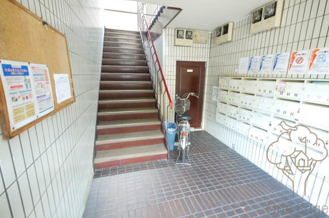 サンズ本庄公園のロビー