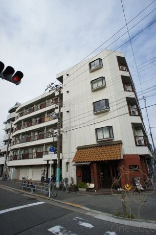 サンズ本庄公園の外観