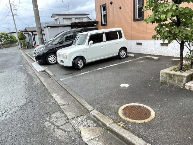 カーサ　ドマーニの駐車場