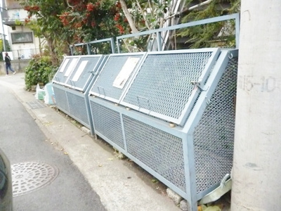 【その他共用部分】 | 多摩ハイツ | 敷地内ごみ置き場でごみ出しもらくらく～♪忙しい社会人さんや主婦さんにはうってつけ！