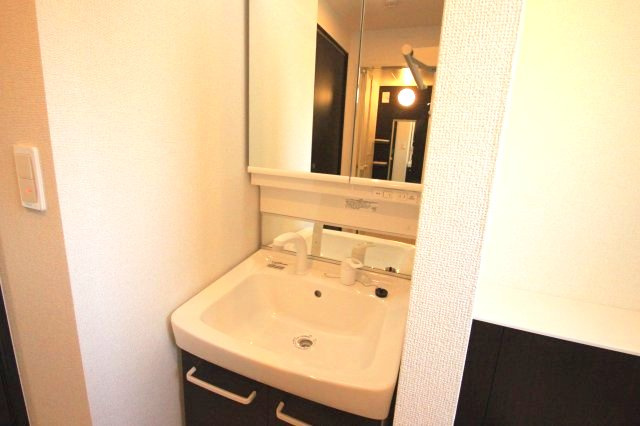 グラディート ( 近畿大学 一人暮らし )の独立洗面台