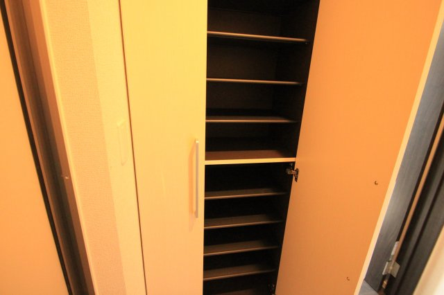 グラディート ( 近畿大学 一人暮らし )の玄関