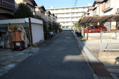 【前面道路含む現地写真】 | 大津市本堅田5丁目13-23　戸建て