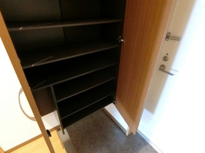 【収納】 | ラグラシューズ玉川