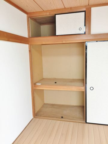 茂原市三ケ谷のアパートの収納