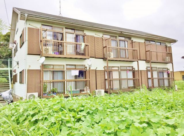 茂原市三ケ谷のアパートの外観|南向き日当たり良好です♪