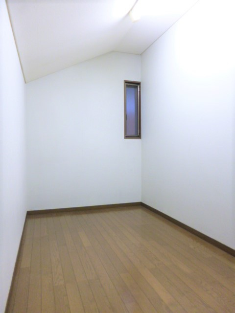 萩山町3丁目貸家の洋室|サービスルーム