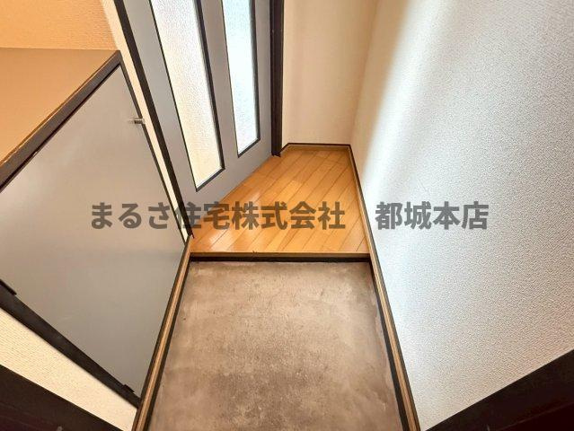 ロワイヤルヒルズ「水道料込み」のバルコニー