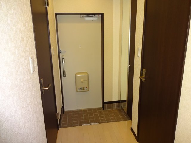 アドシール若柳Ⅱの玄関