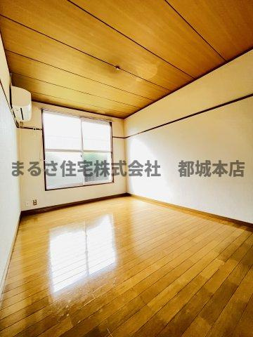 サンライズコーポの洋室