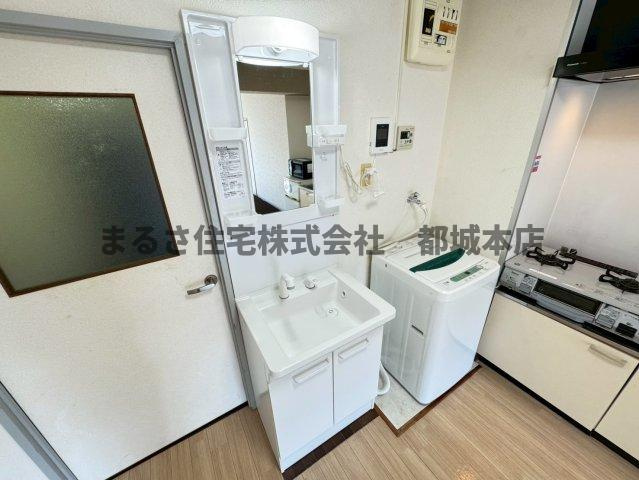 コウガマンションⅡの独立洗面台