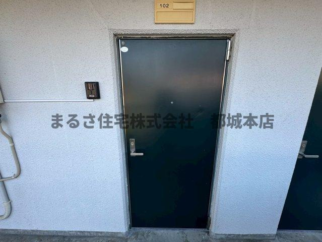 コウガマンションⅡの玄関