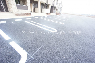【駐車場】