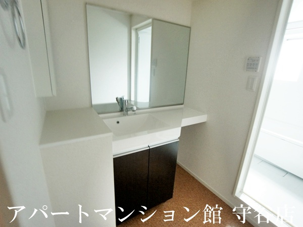 ビレッジヒルⅦの独立洗面台
