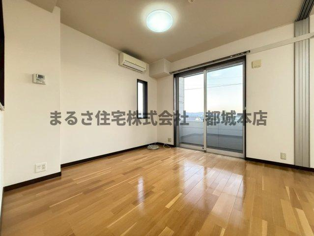 Finest Hillの居間・リビング