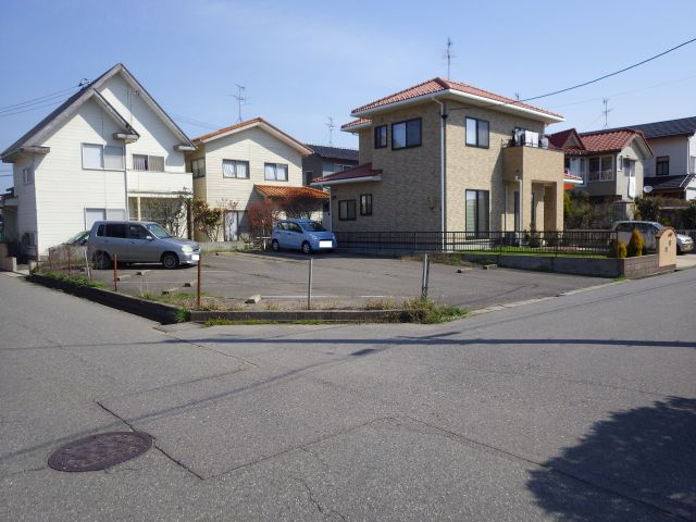 新潟市北区松浜8丁目・小柳駐車場の画像