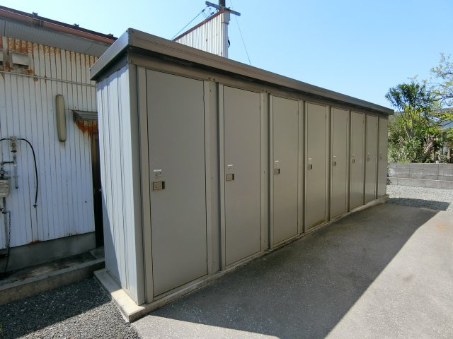 ファミーユ中野A棟のその他共用部分