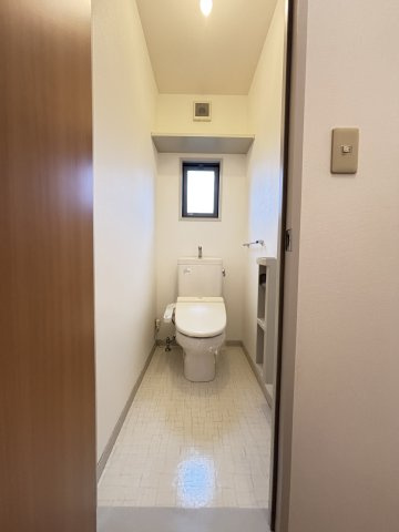 ファミーユ中野A棟の洗面所