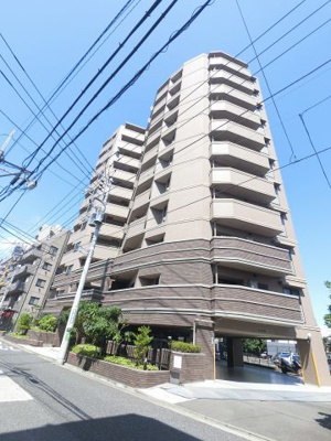 【外観】 | ナイスシティアリーナ横濱鶴見 | 京浜急行線「京急鶴見」駅徒歩6分・JR京浜東北線「鶴見」駅徒歩8分と2路線2駅利用可能！
