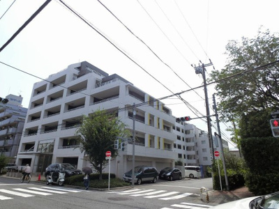 【外観】 | アールブラン西馬込 | 東南角部屋・専用庭付のため廊下側も人通りが少なくプライバシーを保てます！