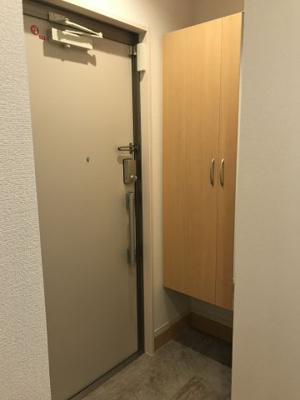 【玄関】 | WISTERIA　PLACE　E・B・R | WISTERIA PLACE E・B・R（ウィステリアプレイス イービーアール）