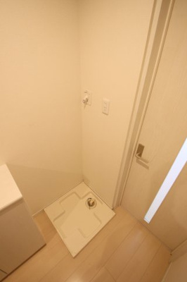 【設備】 | メゾン・ゆう | 室内洗濯機置場