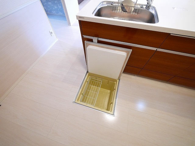 カスティ　グイードの収納