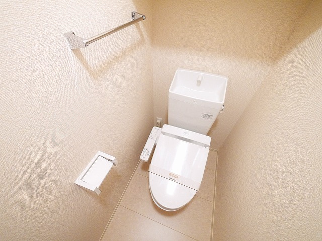 カスティ　グイードのトイレ|落ち着いたトイレです