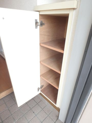ハイツ幸和の収納