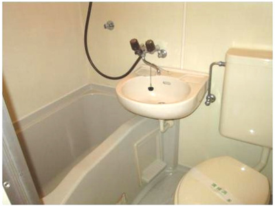 【浴室】 | ワイエムハイツ | ３点ユニットのお風呂です。