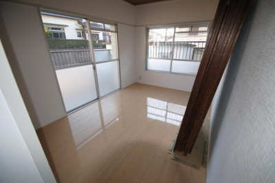 【寝室】 | 関戸ビル | 同物件、別部屋の写真です。