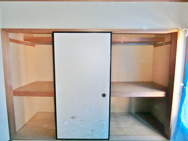 コーポクエールⅡの収納